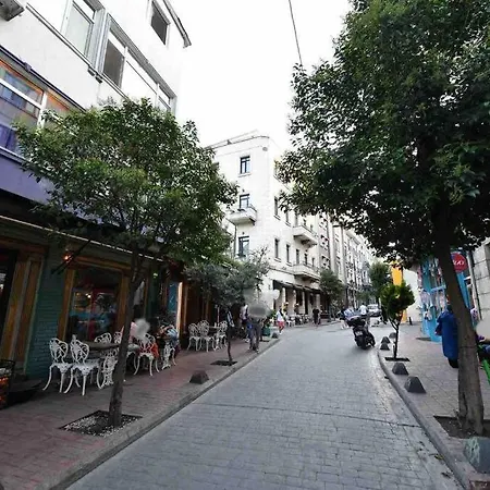 Cosy Flat & Galata & Ac شقة *